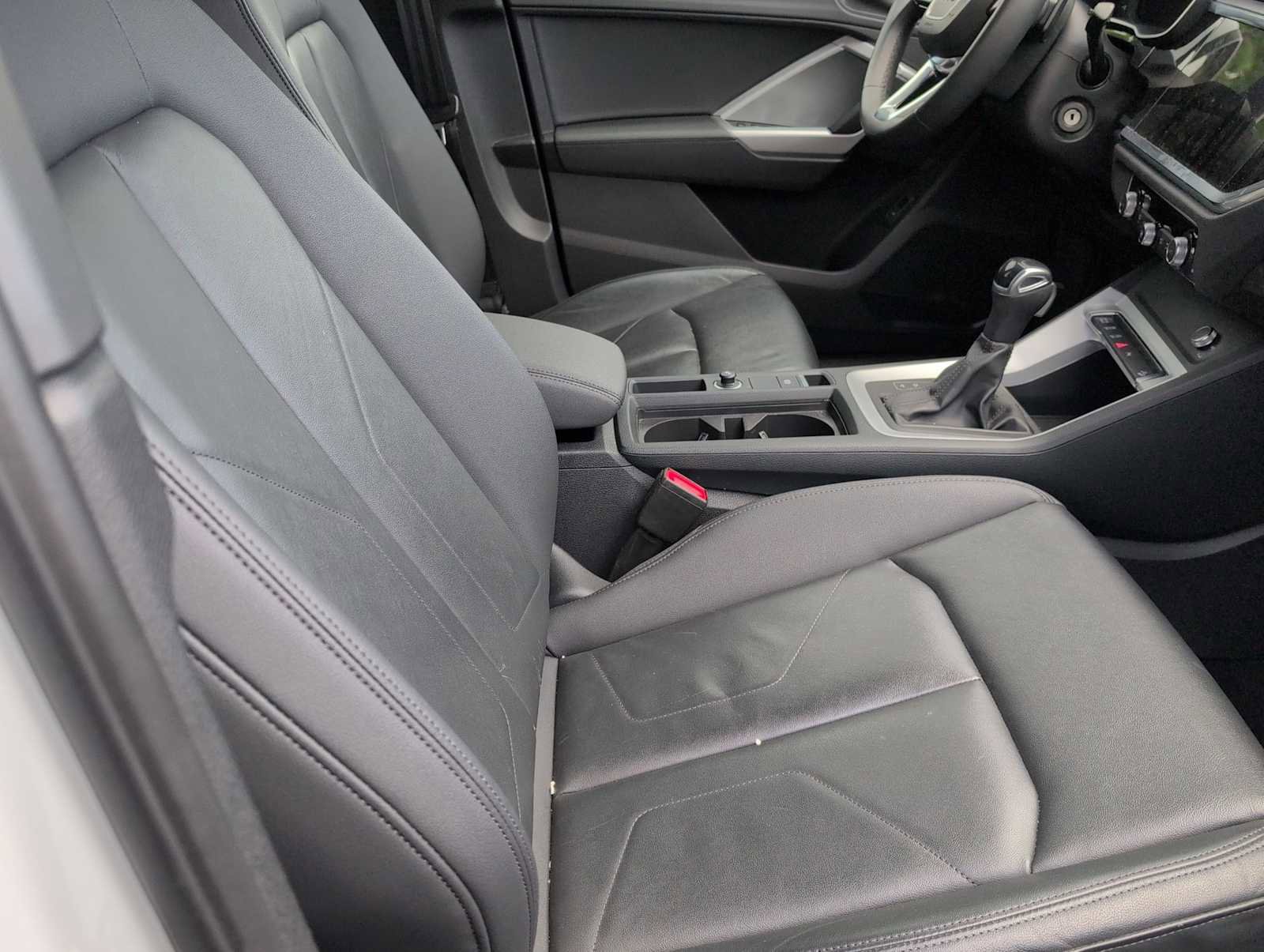 Used 2025 Audi Q3 2.0T Premium AWD/4WD image 21