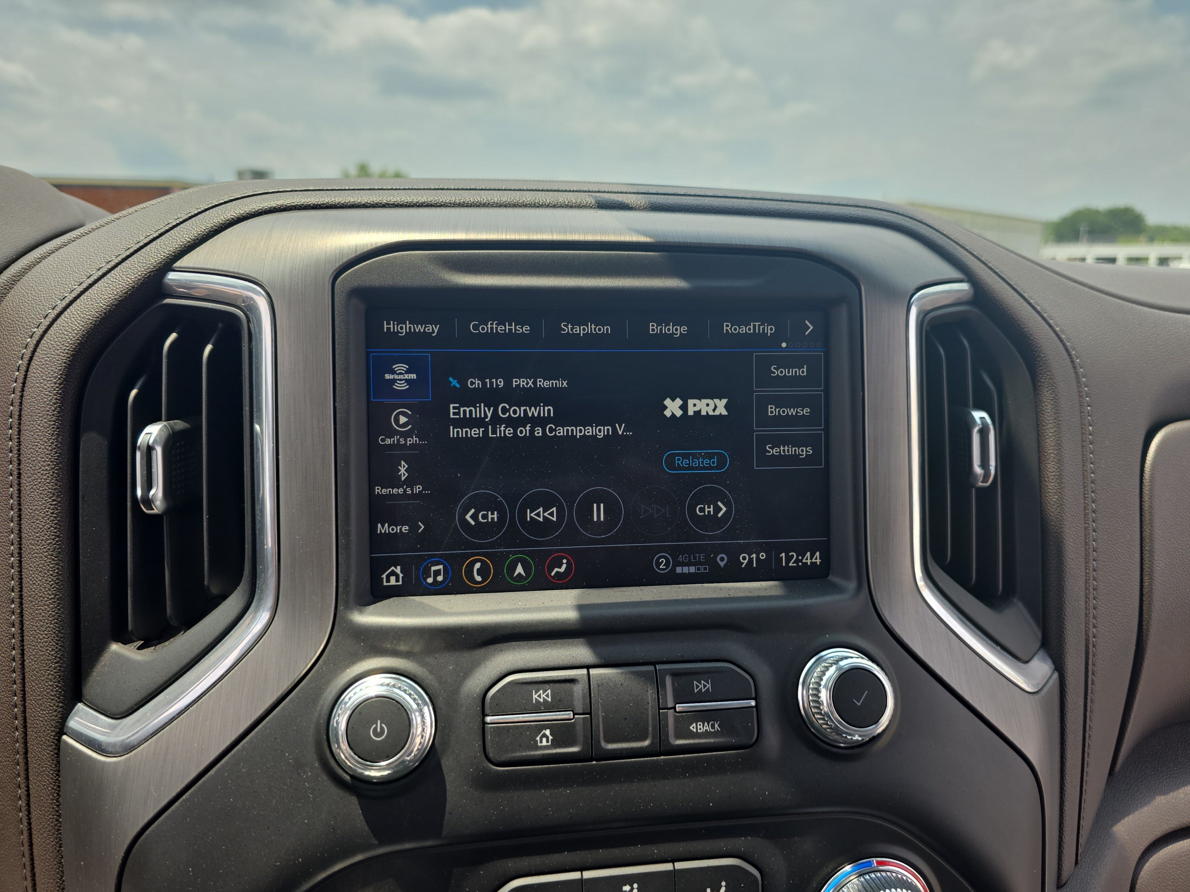 Used 2021 GMC Sierra 2500 Denali w/ Denali Ultimate Package AWD/4WD image 18
