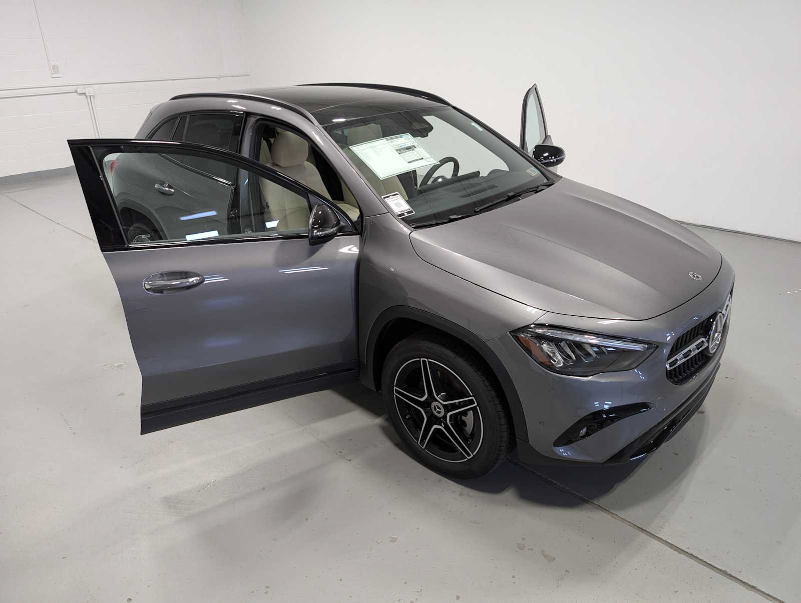 New 2026 Mercedes-Benz GLA 250 4MATIC image 14
