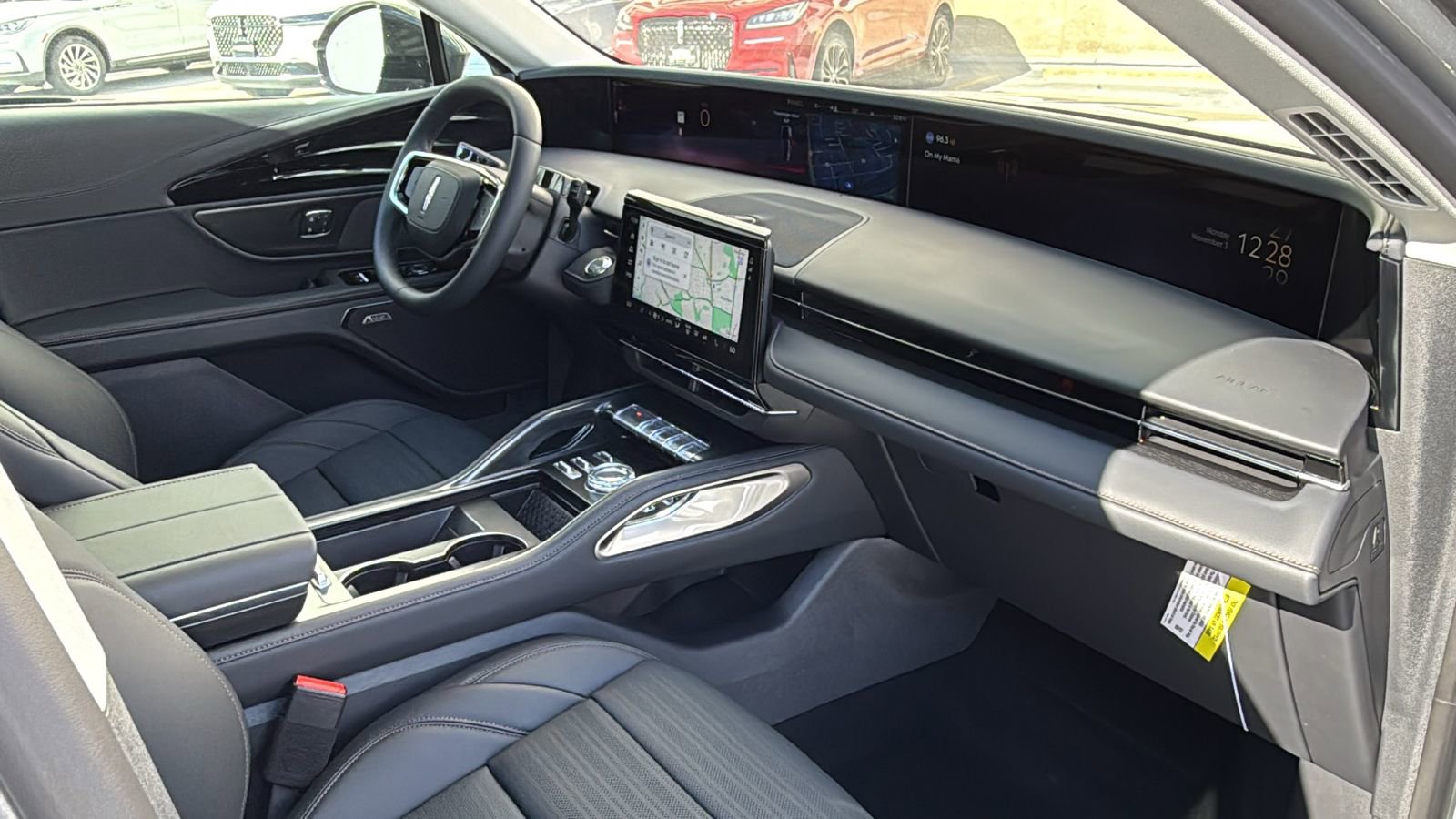 New 2026 Lincoln Nautilus Reserve w/ Jet Appearance Package image 7