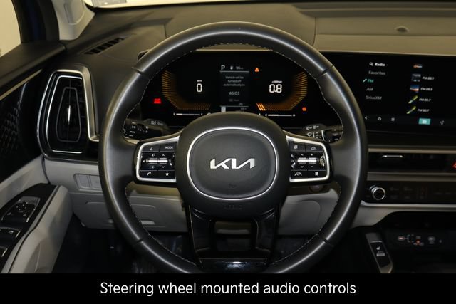 Certified 2025 Kia Sorento EX FWD image 7