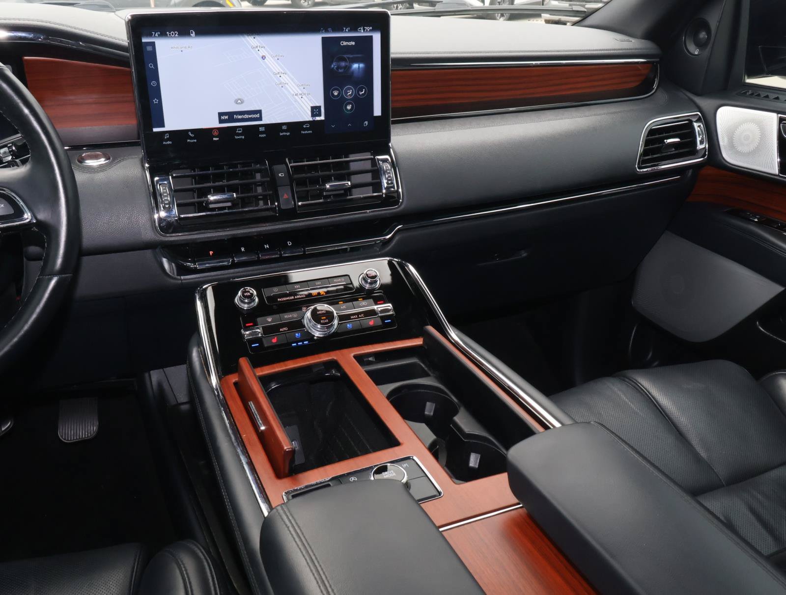 Used 2023 Lincoln Navigator Reserve RWD image 11