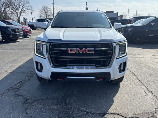 Used 2024 GMC Yukon XL AT4 w/ AT4 Premium Plus Package image 2