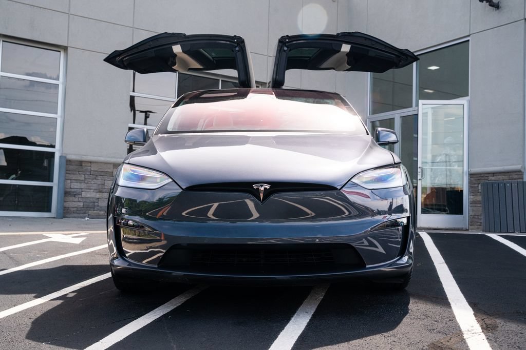 Used 2023 Tesla Model X AWD/4WD image 4