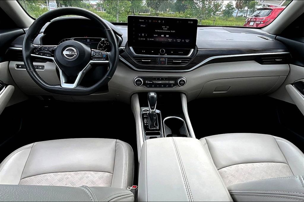 Used 2024 Nissan Altima 2.5 SL image 5