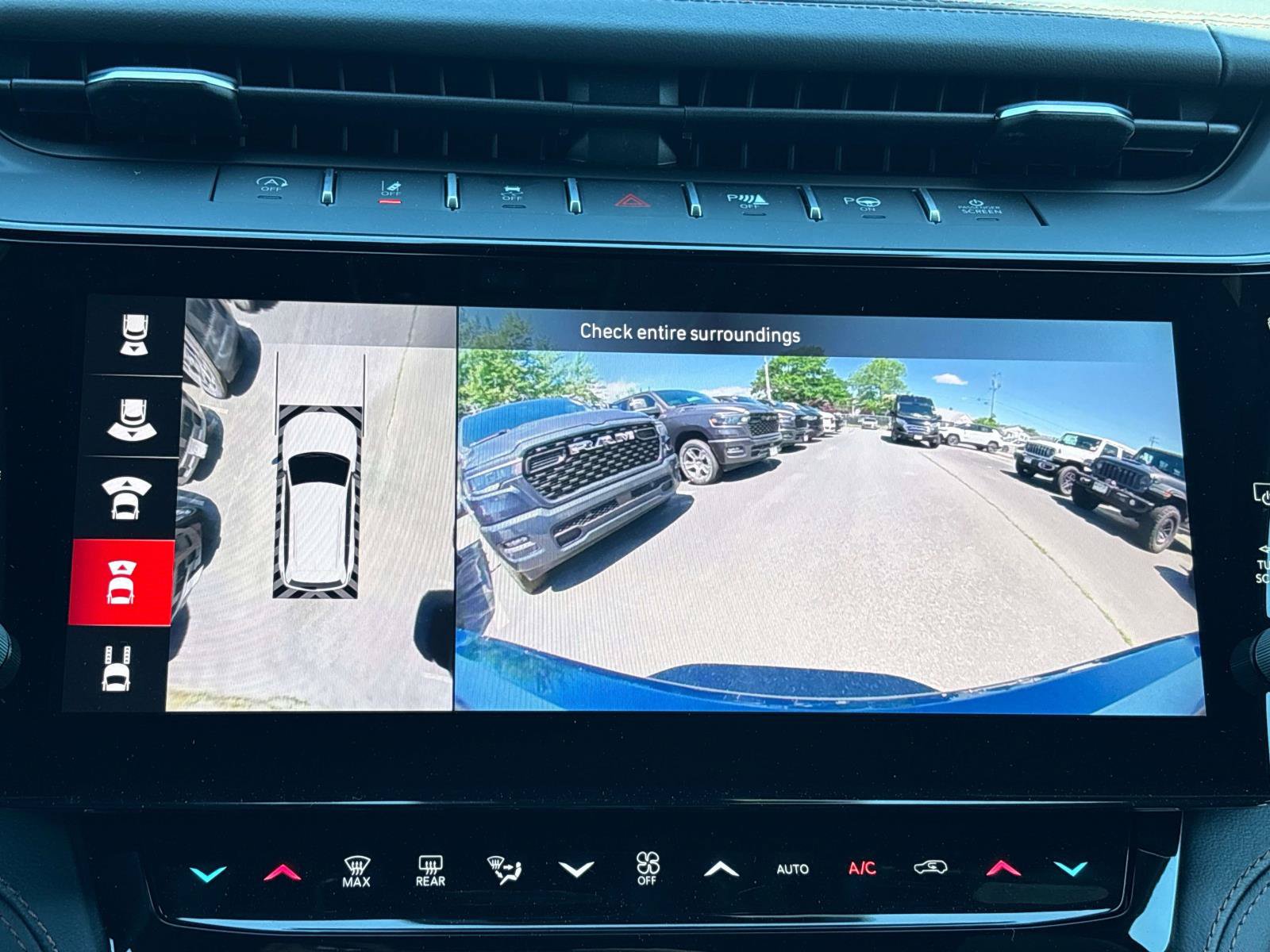 New 2026 Jeep Grand Cherokee Summit AWD/4WD image 16