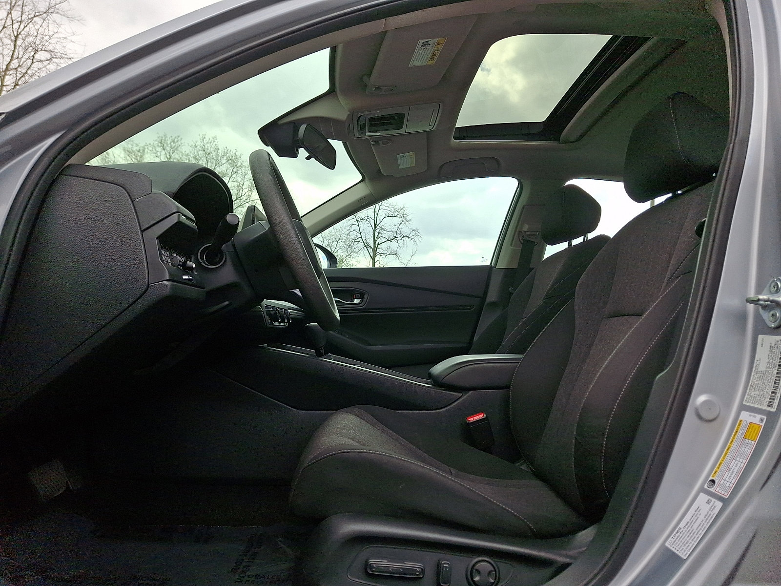 Used 2023 Honda Accord EX image 13