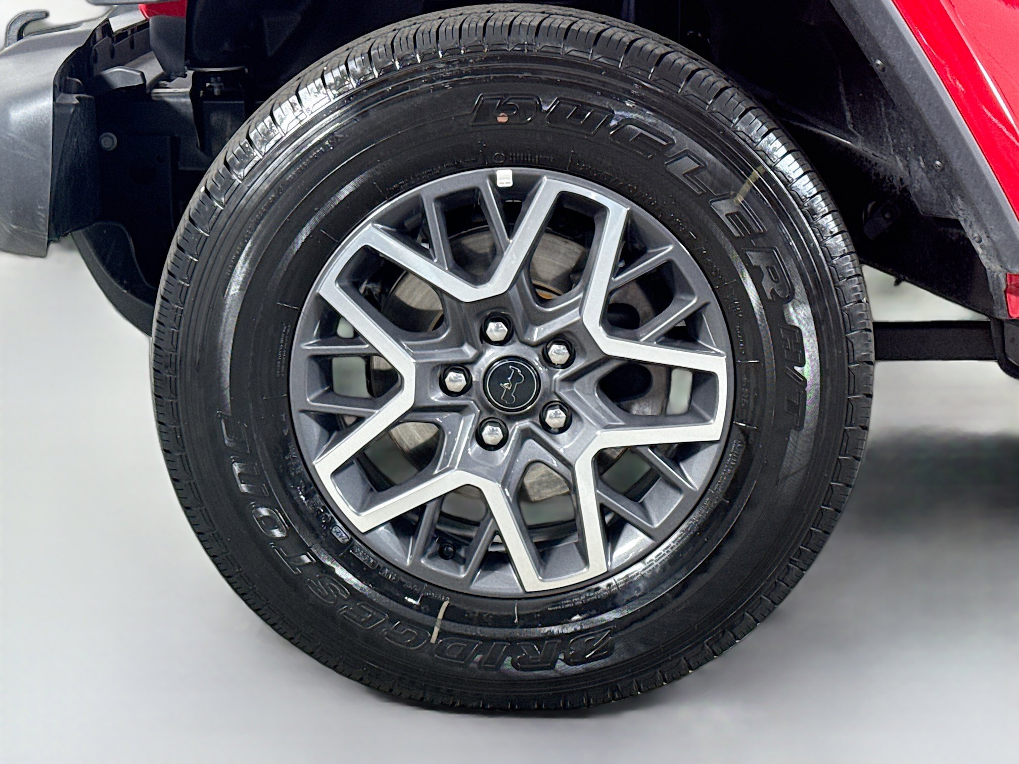 Used 2025 Jeep Wrangler Sahara image 38