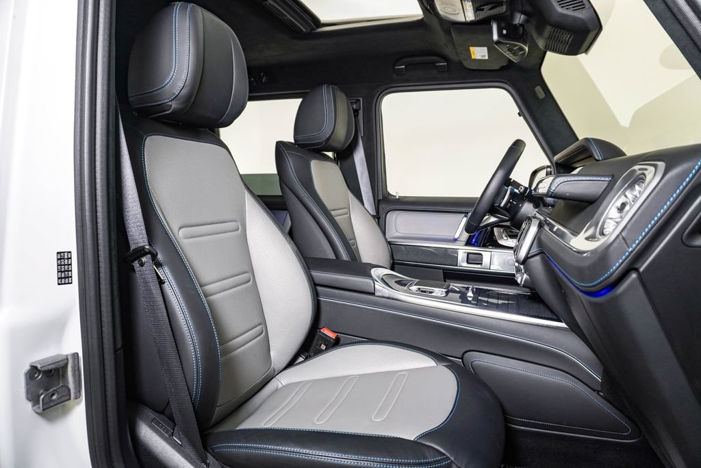 Used 2025 Mercedes-Benz G 580 w/ EQ Technology image 16