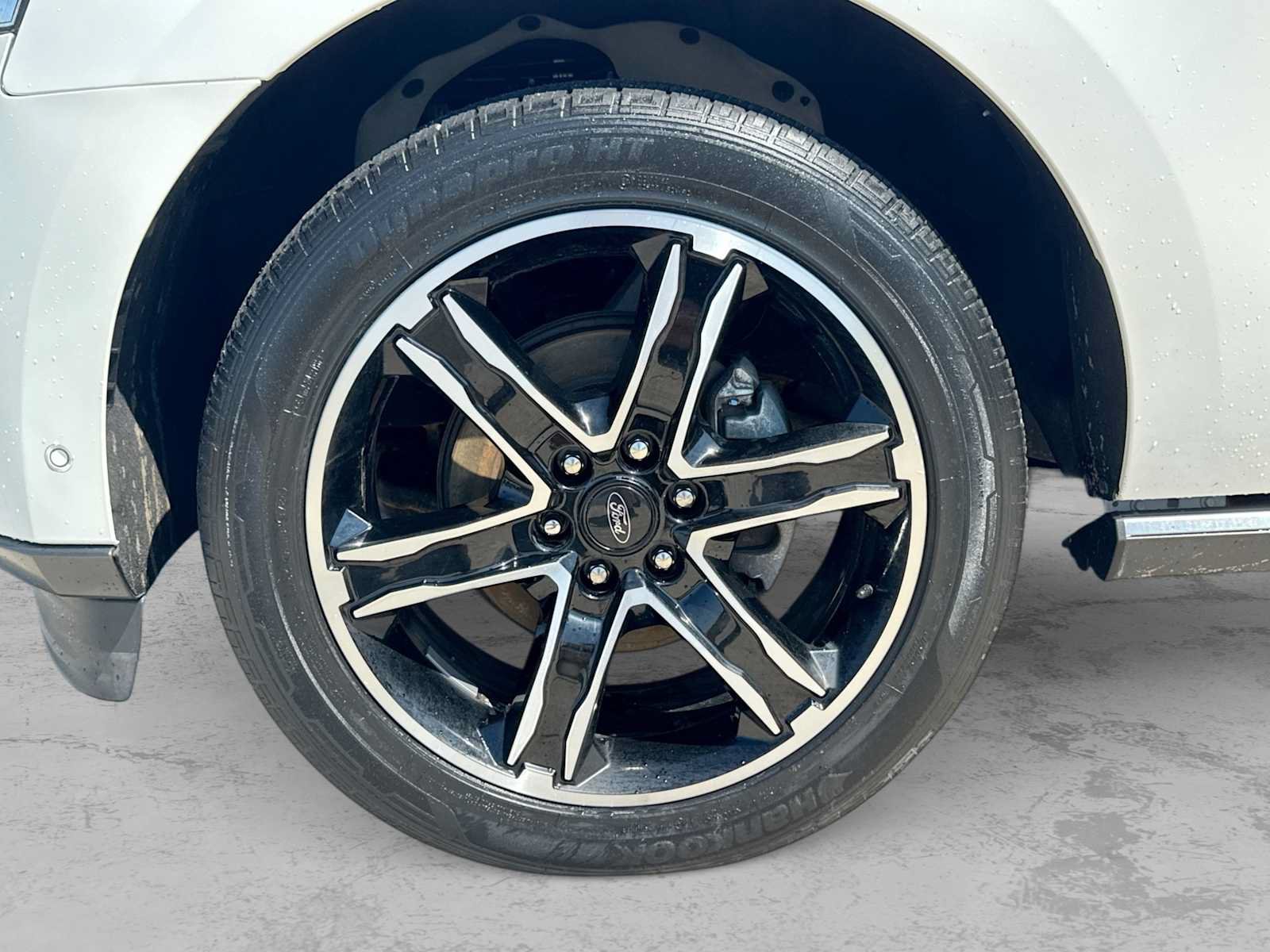 Used 2020 Ford Expedition Limited w/ Special Edition Package AWD/4WD image 13