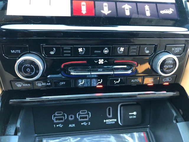 Used 2025 Jeep Grand Cherokee Summit image 27