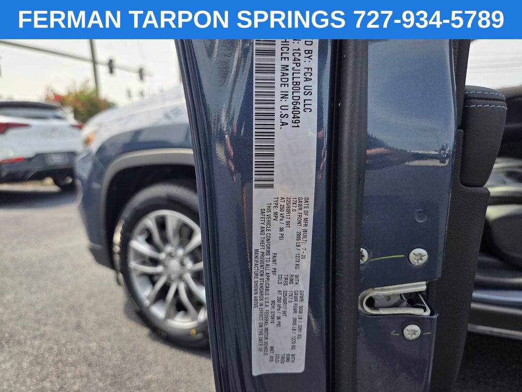 Used 2020 Jeep Cherokee Latitude Plus FWD image 22