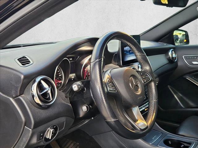 Used 2019 Mercedes-Benz GLA 250 image 9