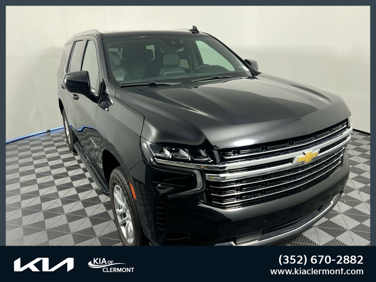 Used 2024 Chevrolet Tahoe LT AWD/4WD image 1