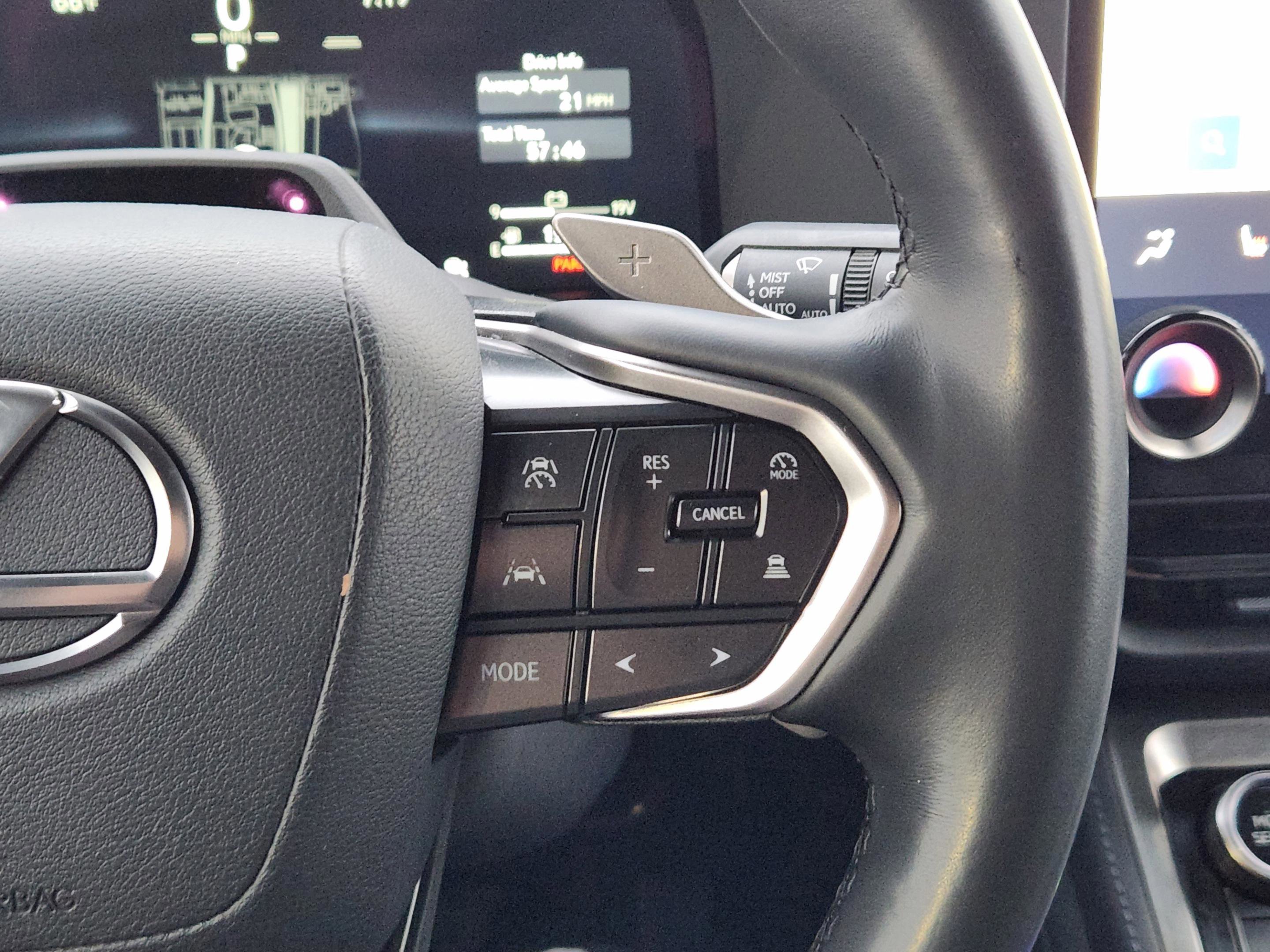 Used 2024 Lexus GX 550 w/ Accessory Package (Z1) AWD/4WD image 24