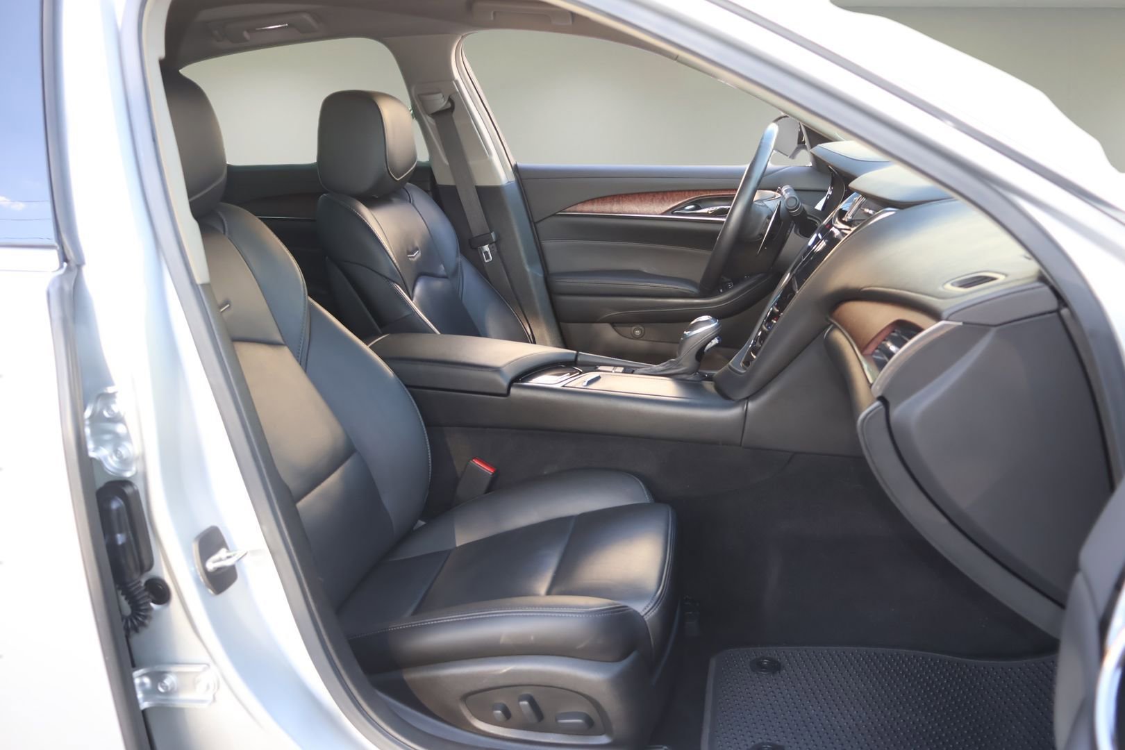 Used 2019 Cadillac CTS Sedan w/ Seating Package image 16