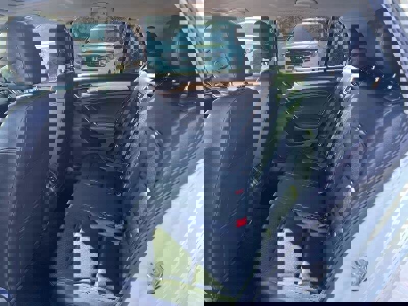 Used 2017 Volkswagen Golf Wolfsburg Edition image 8