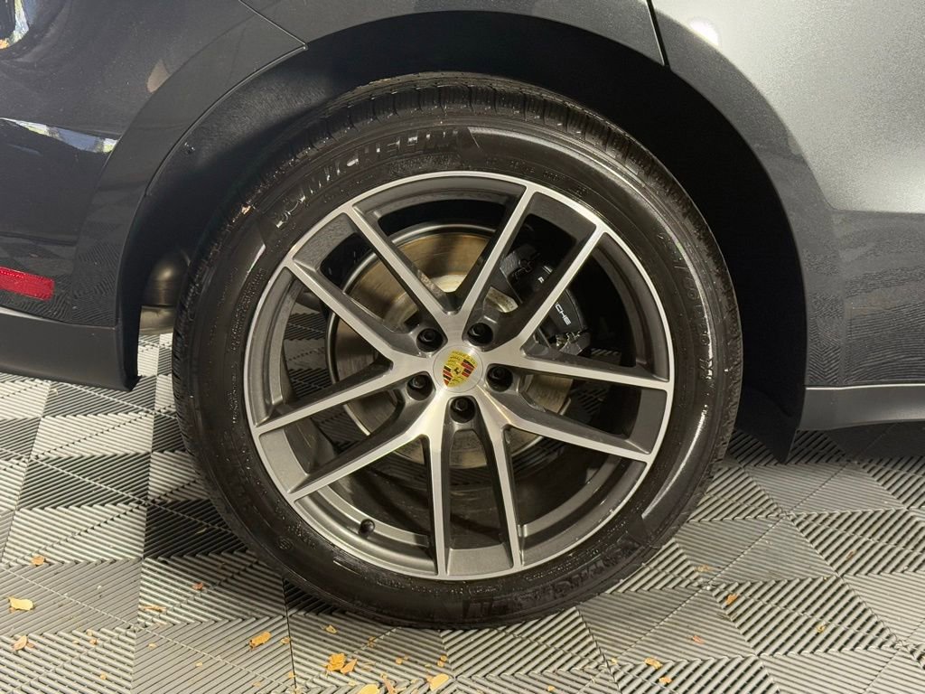 New 2026 Porsche Macan image 14