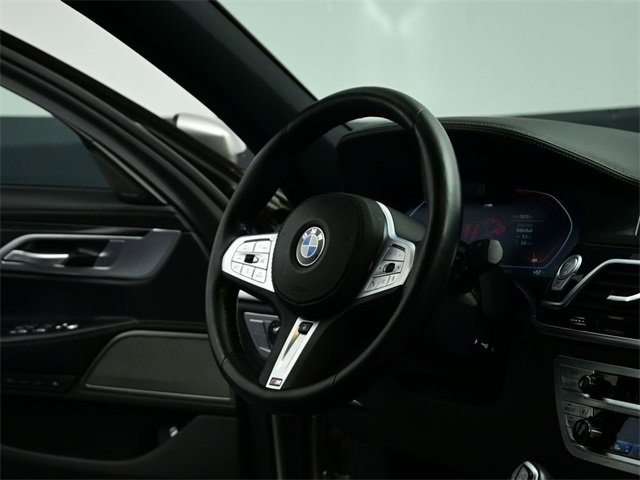Used 2022 BMW 740i xDrive 740i xDrive w/ M Sport Package image 37