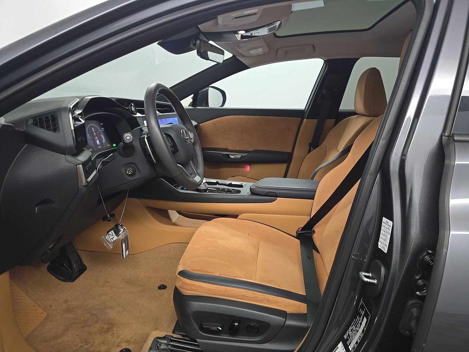 Used 2024 Lexus RZ 450e Premium w/ Cold Area Package AWD/4WD image 13