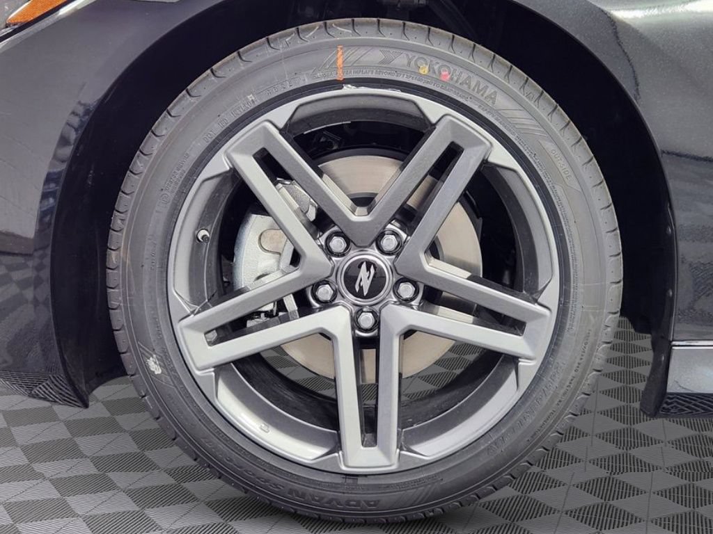 New 2026 Nissan Z Sport w/ Floor Mat Package RWD image 8