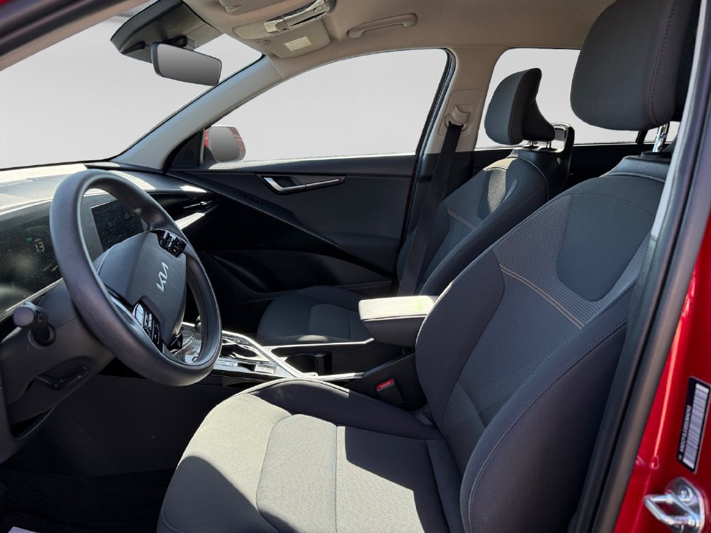 Used 2025 Kia Niro LX FWD image 20