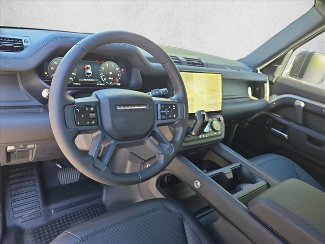 Used 2026 Land Rover Defender 110 S AWD/4WD image 15