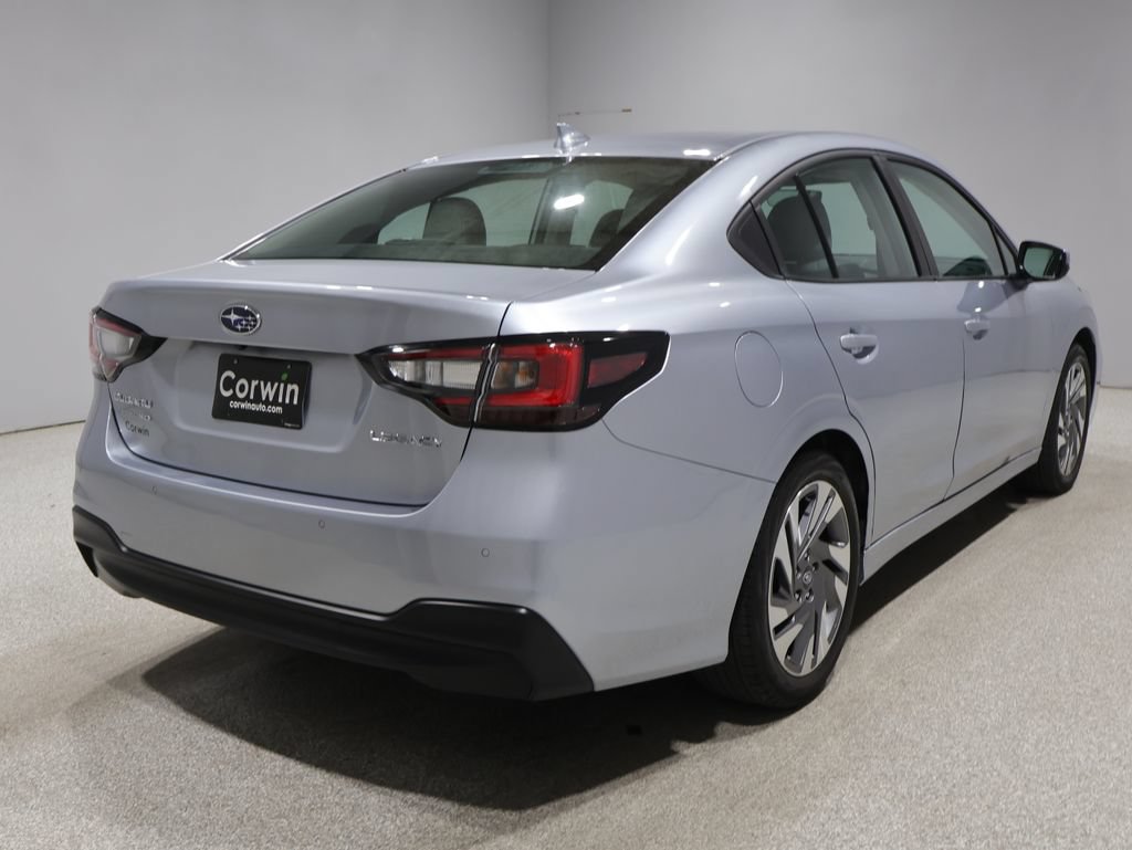 Used 2025 Subaru Legacy Limited AWD/4WD image 2