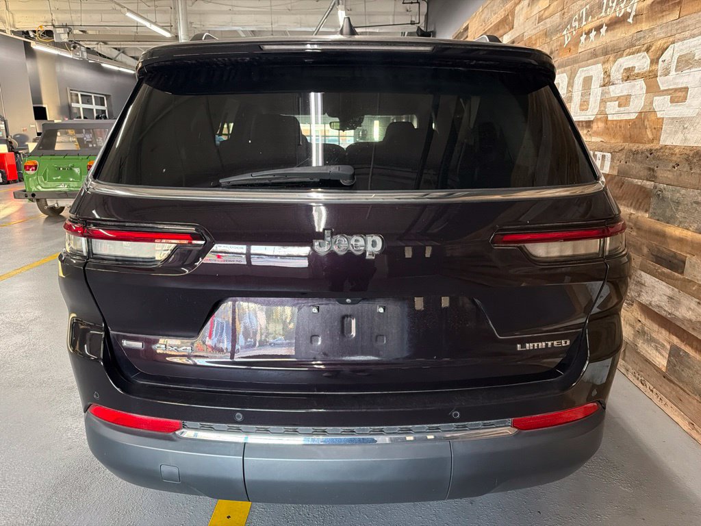 Used 2022 Jeep Grand Cherokee L Limited AWD/4WD image 7
