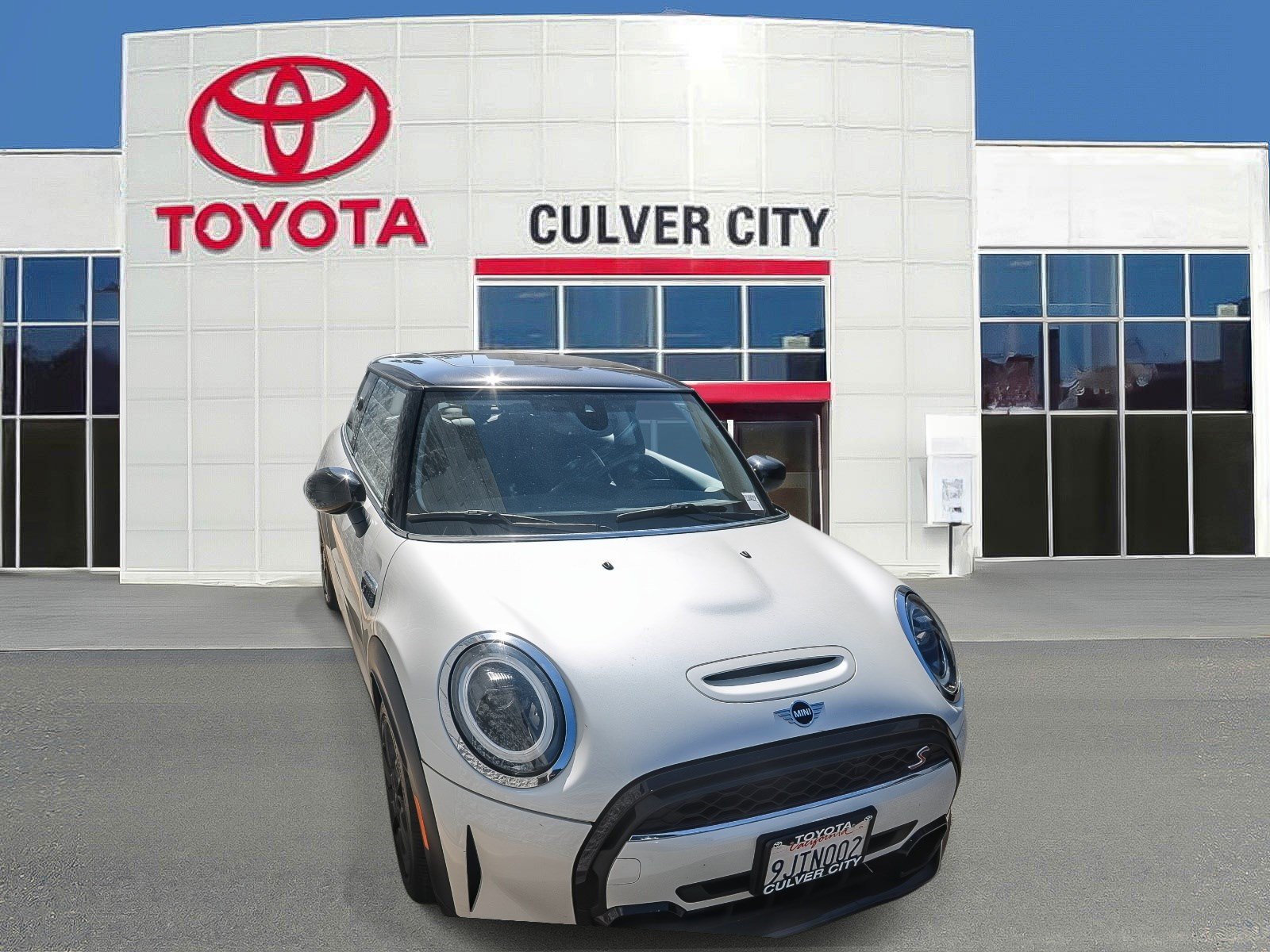 Used 2024 MINI Cooper S FWD image 1
