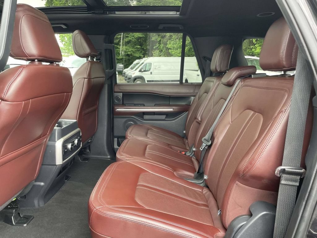 Used 2024 Ford Expedition Max Limited AWD/4WD image 21