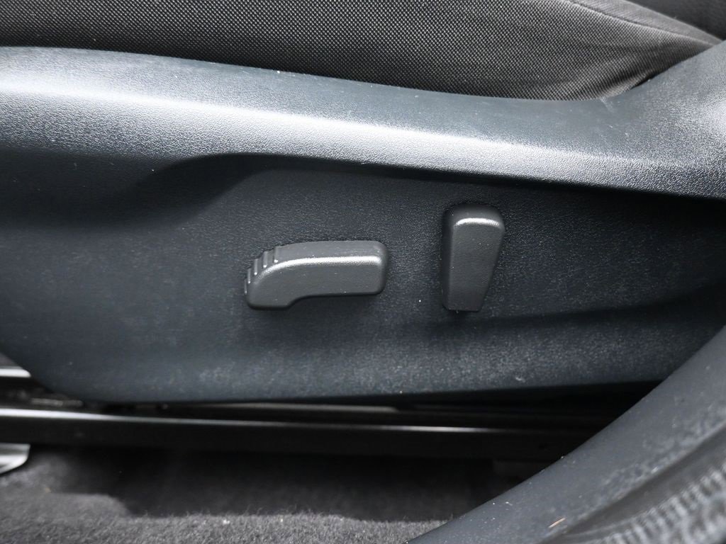 Used 2023 Subaru Impreza Premium image 12