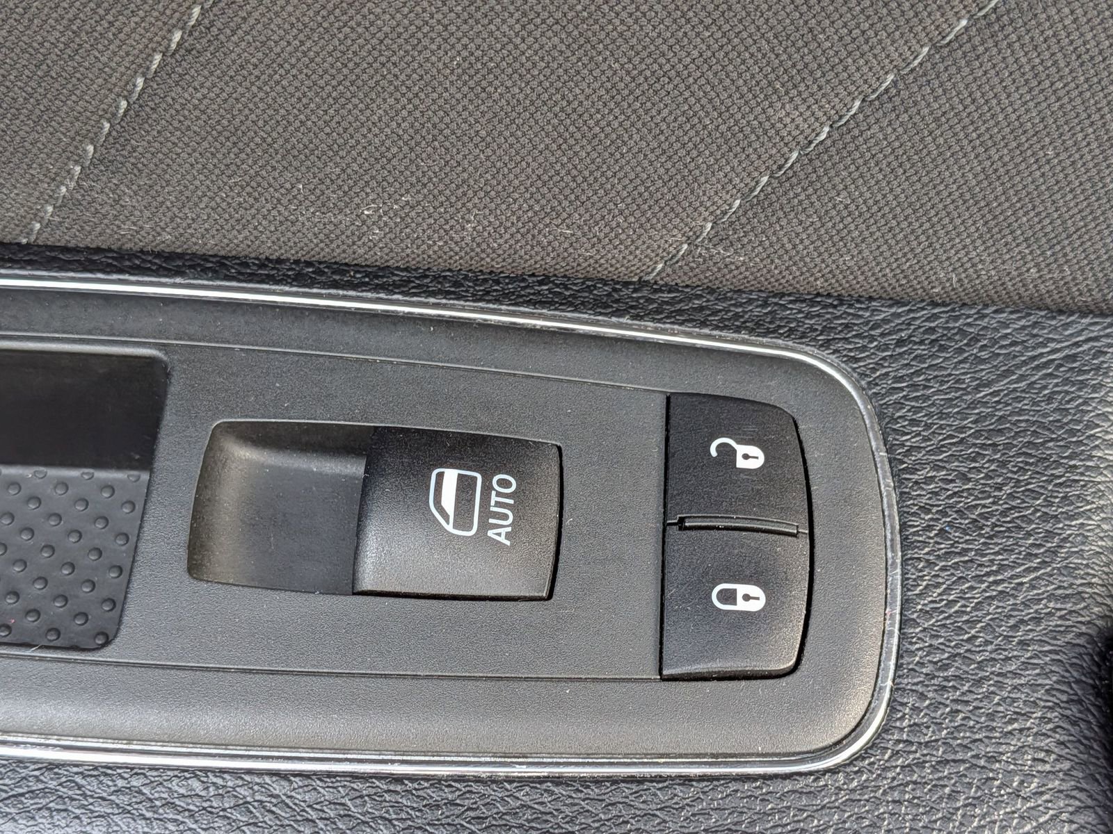 Used 2020 Dodge Charger R/T image 35