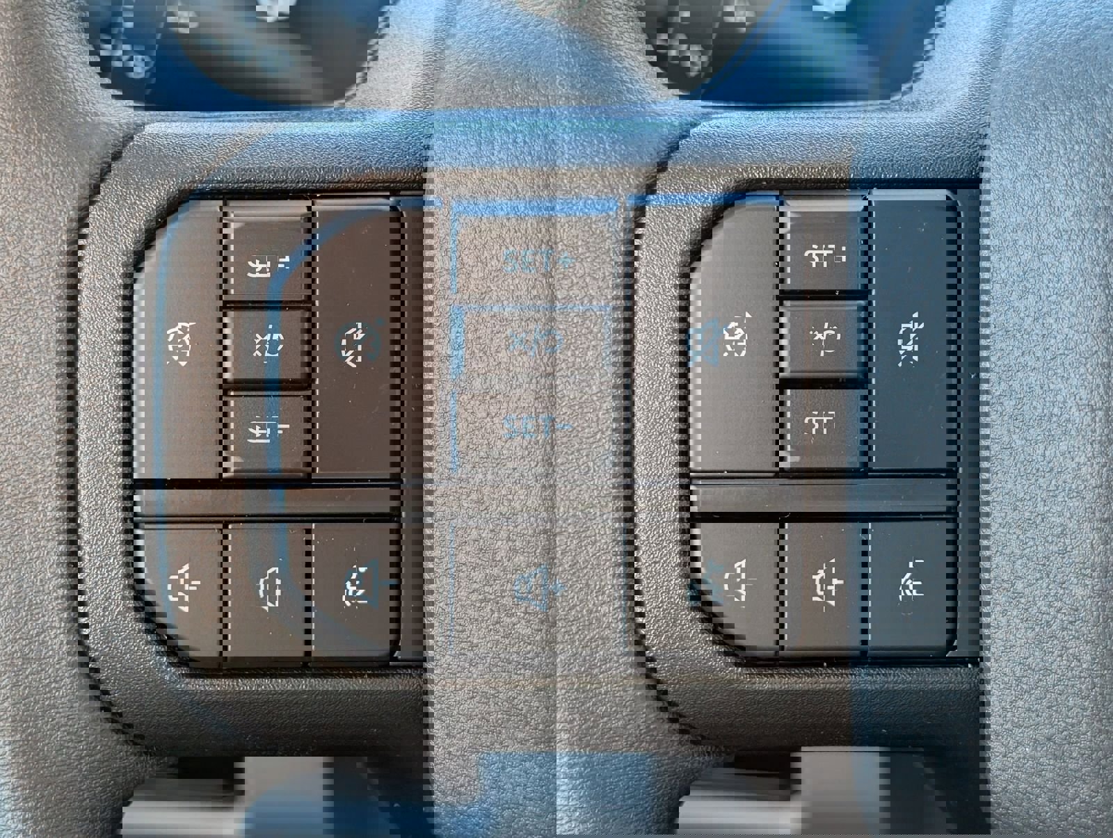 New 2026 Ford F250 XL w/ XL Chrome Package image 21