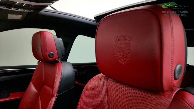 Used 2024 Porsche Macan w/ Premium Plus Package AWD/4WD image 51