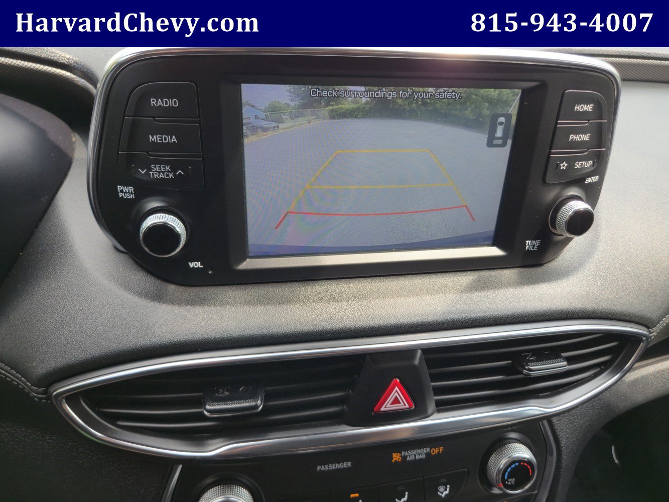 Used 2020 Hyundai Santa Fe SE FWD image 9