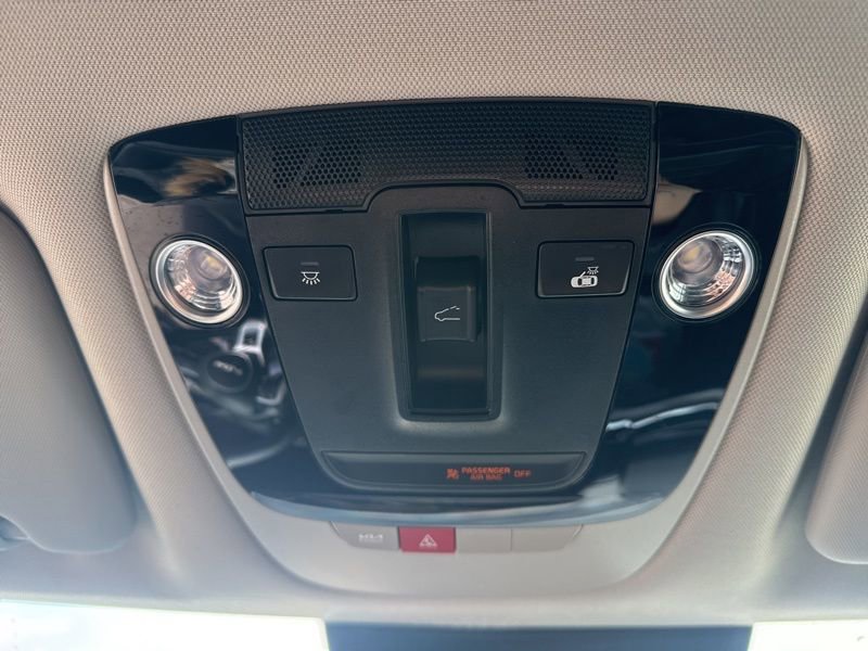 Used 2023 Kia Sportage SX Prestige image 41