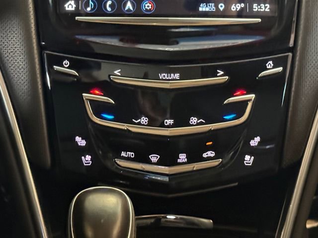 Used 2019 Cadillac XTS Luxury image 4