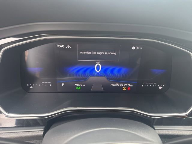 Used 2024 Volkswagen Jetta SE image 19