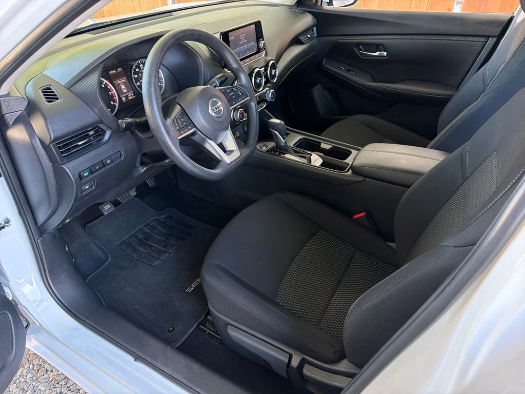 Used 2023 Nissan Sentra S FWD image 2