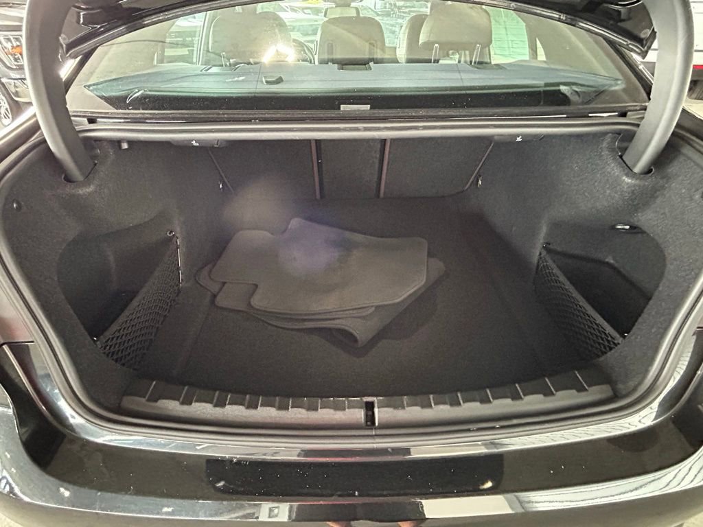 Used 2019 BMW 330i Sedan w/ Convenience Package image 35