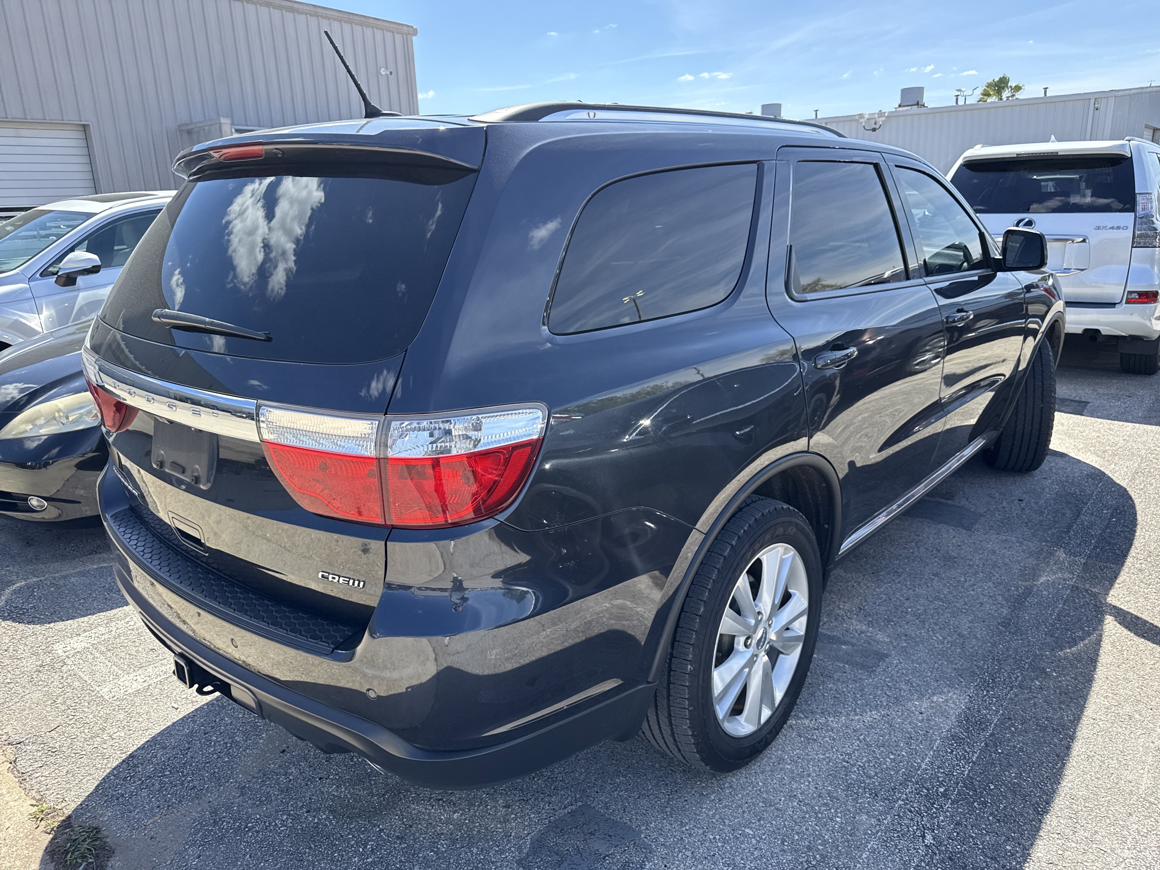 Used 2012 Dodge Durango Crew w/ Leather Interior Group image 2