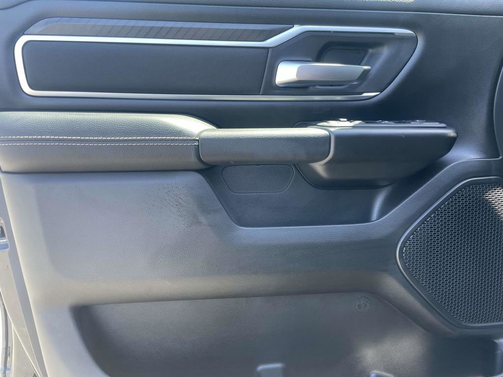 New 2026 RAM 1500 4x4 Crew Cab image 27