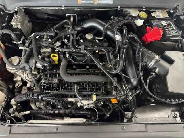 Used 2019 Ford Fusion SE FWD image 6