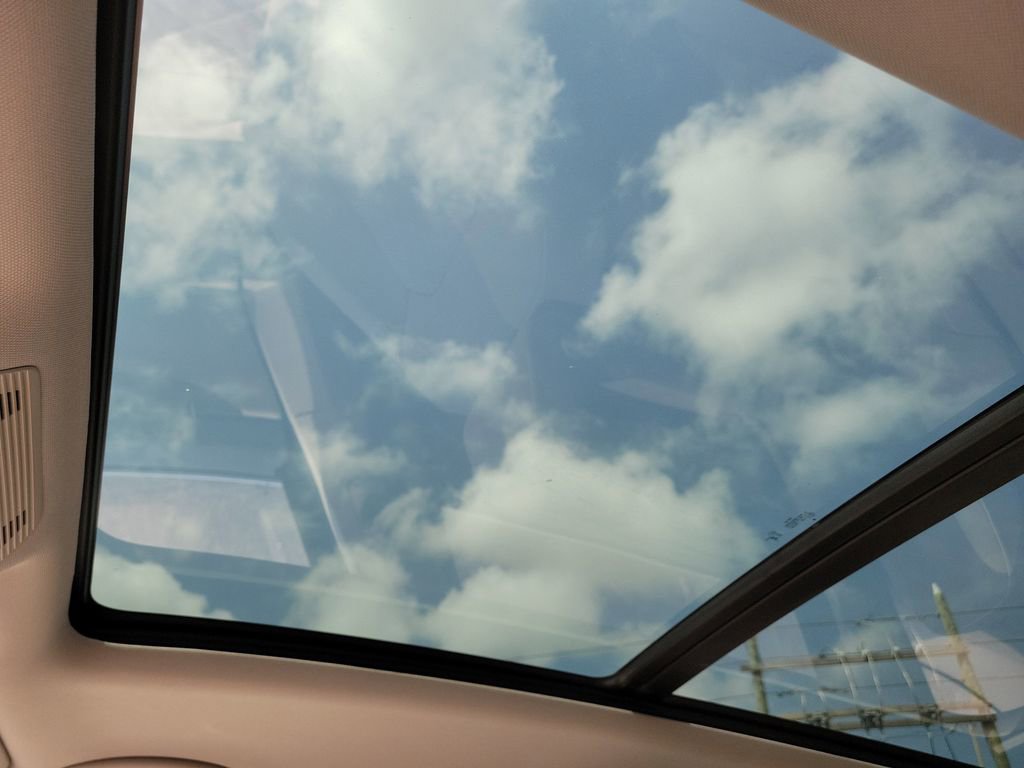 Certified 2026 Volkswagen Atlas SEL Premium R-Line AWD/4WD image 32