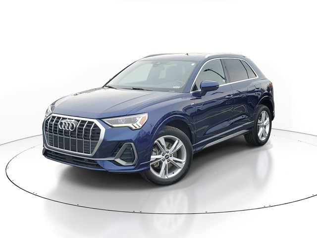 Used 2022 Audi Q3 2.0T Premium Plus w/ Premium Plus Package image 1