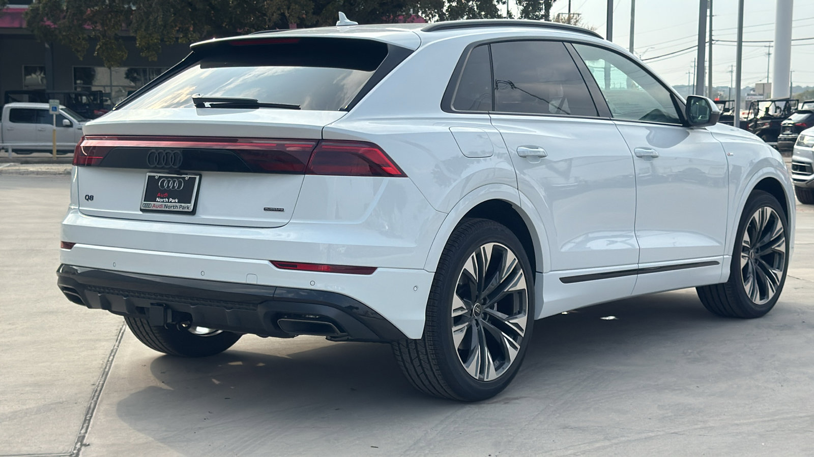 New 2026 Audi Q8 Premium Plus image 7