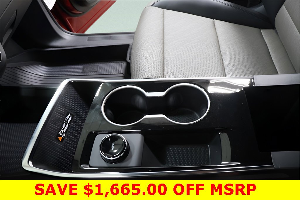 New 2026 Chevrolet Equinox LT w/ Convenience Package II image 19