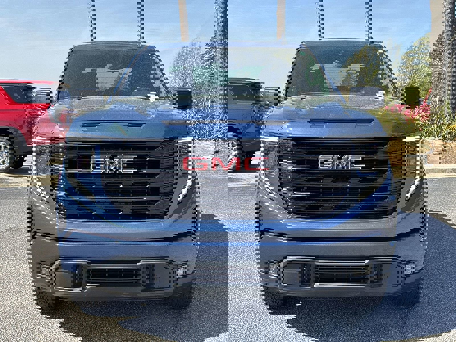 Used 2024 GMC Sierra 1500 Elevation image 3
