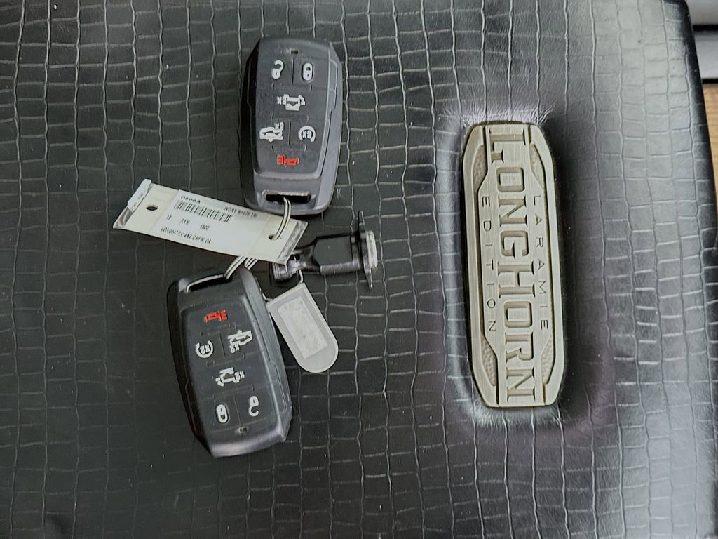 Used 2019 RAM 1500 Limited AWD/4WD image 35